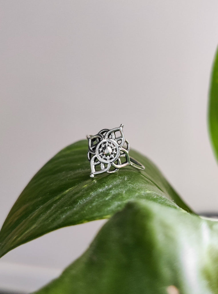 Sterling Silver Mandala Flower Ring