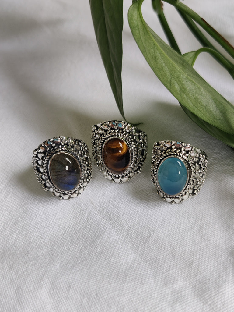 Large Oval Stone Boho Traditional Ring