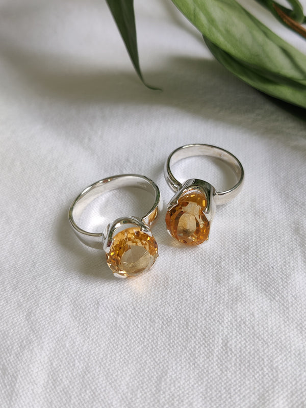 Silver Oval Citrine Ring