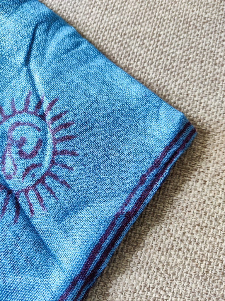 Small Ohm Scarves